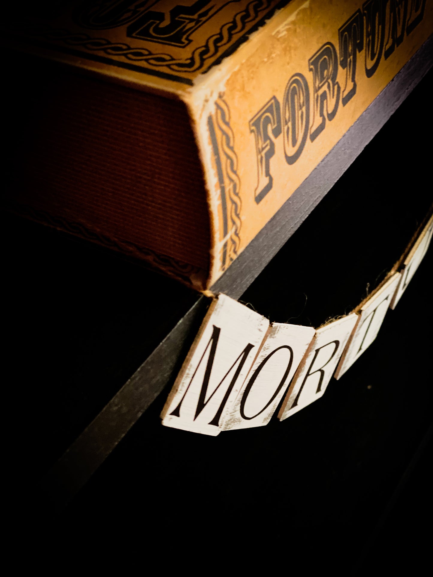 MORTUARY Garland